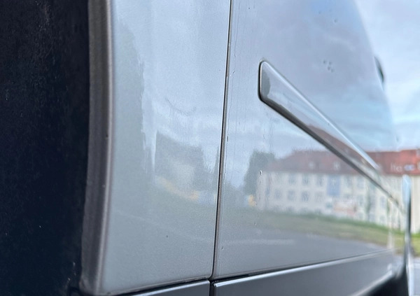 Audi A4 cena 9499 przebieg: 246242, rok produkcji 2002 z Osiek małe 379